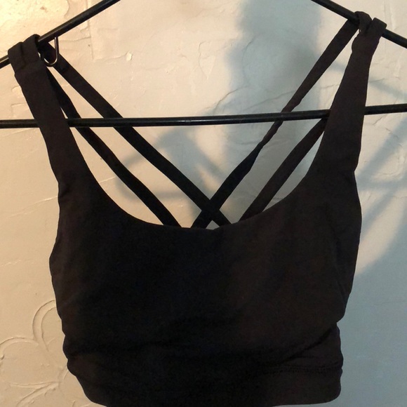 Lululemon black sports bra!! - Picture 1 of 3